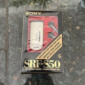 Sony SRF S50, new in box